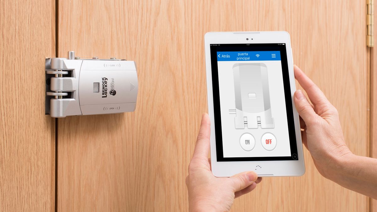 Cerradura invisible para la puerta 2