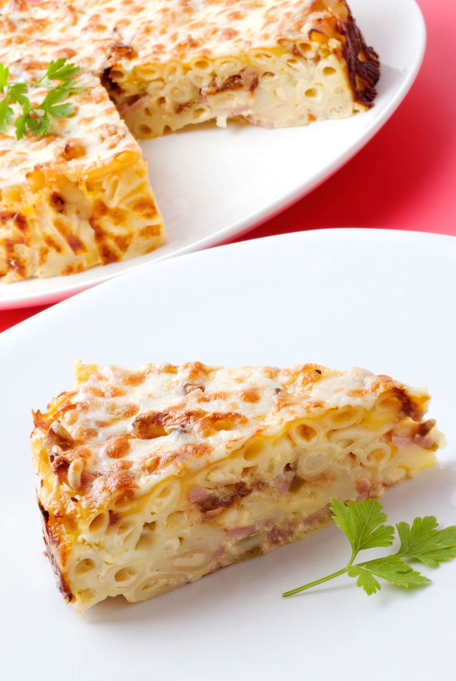 Pudín de macarrones con jamón y queso