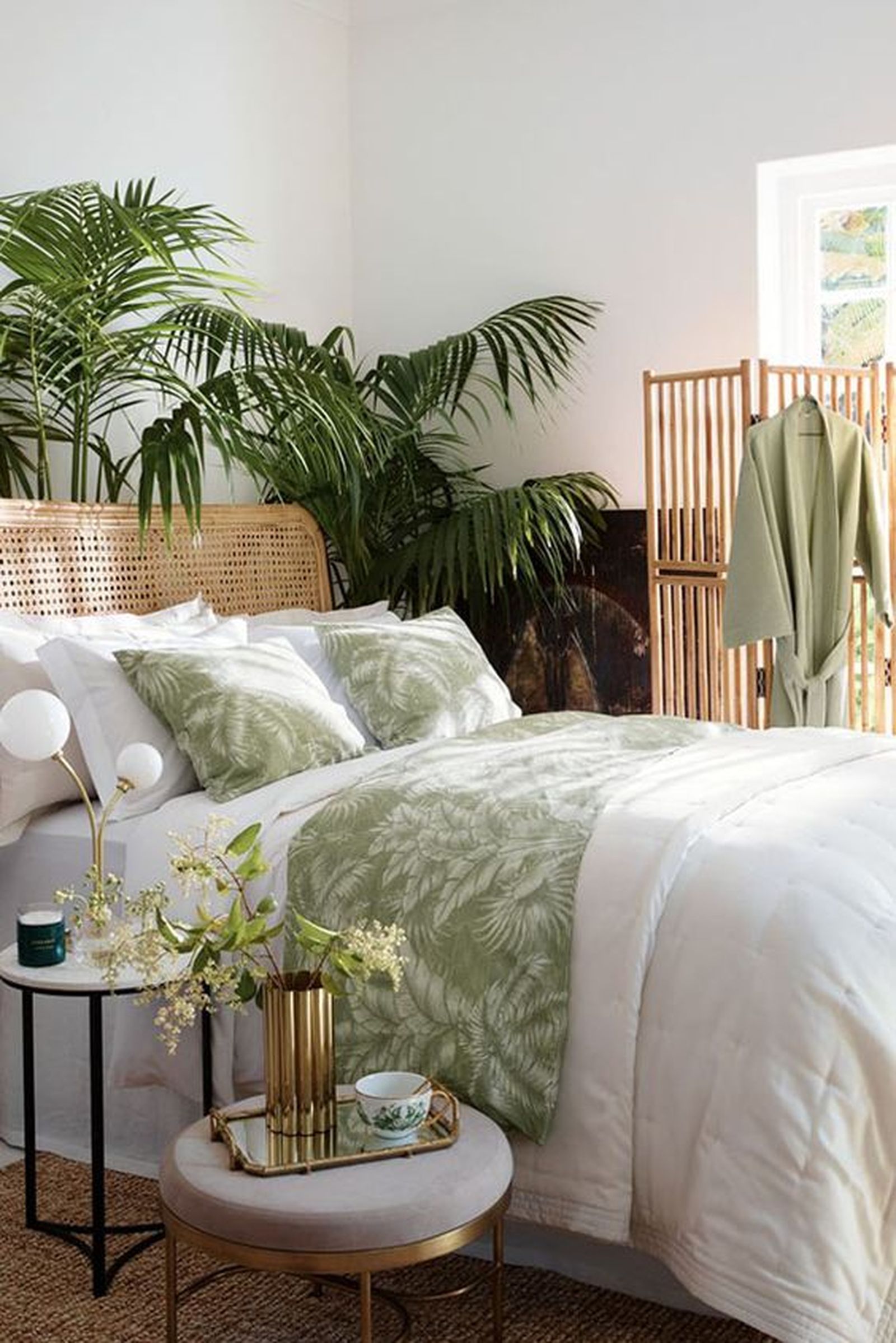 cama con cojines a juego colcha