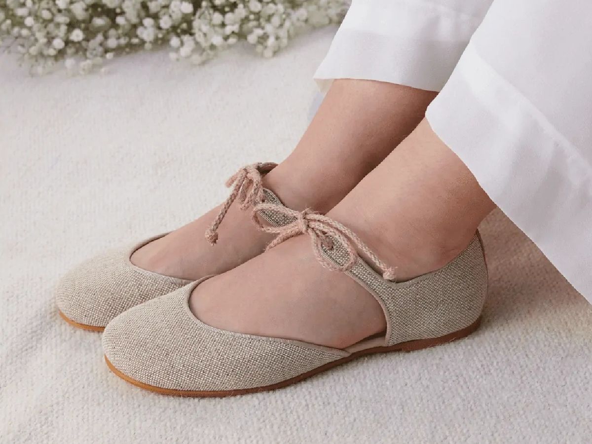 Merceditas para comunión de lino y yute