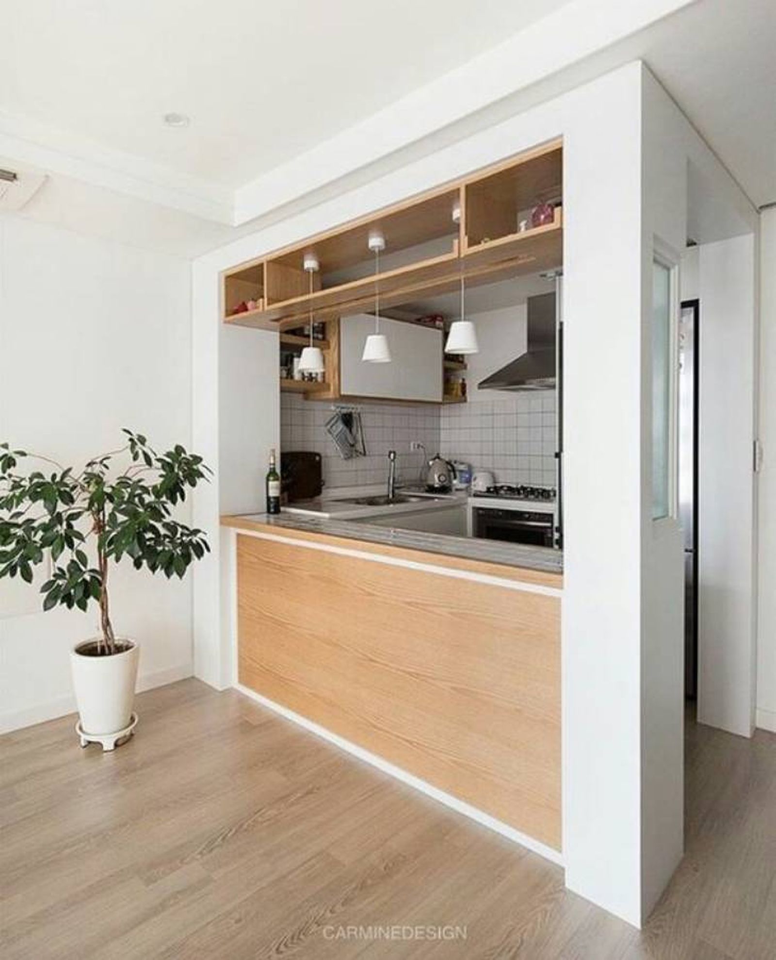 Cocina semiabierta con barra.