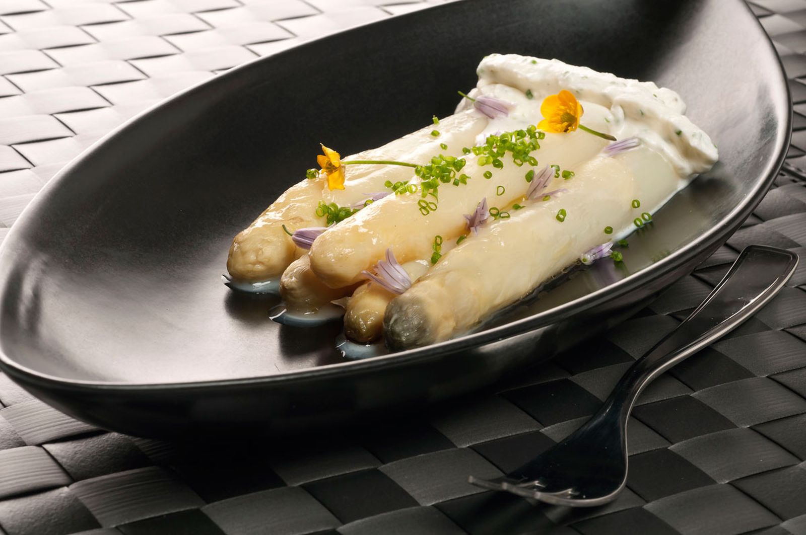 1464 Esparragos blancos en papillote (648) xl