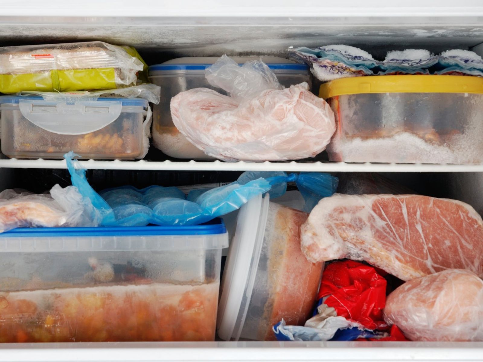 Cuando más lleno esté el congelador, más durarán los alimentos en un apagón