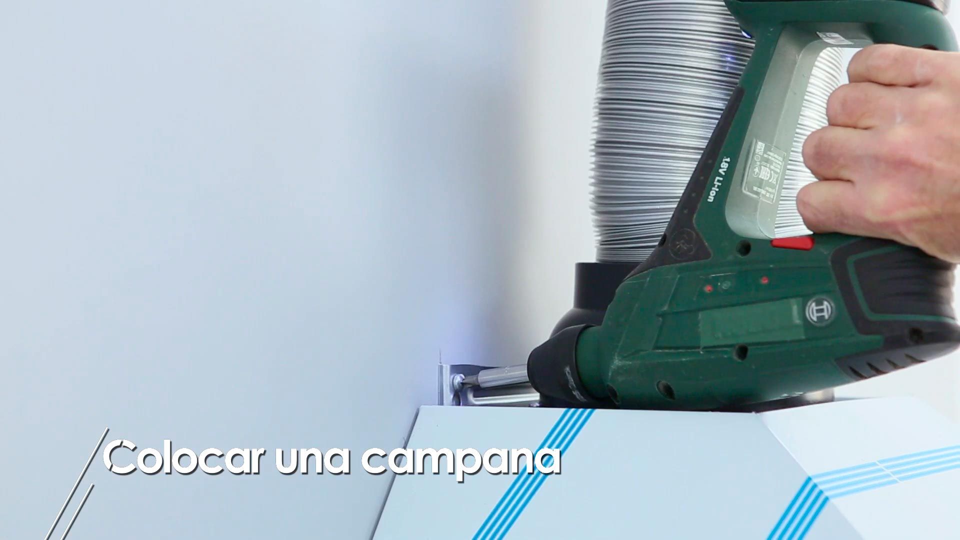 Cómo colocar una campana extractora paso 3