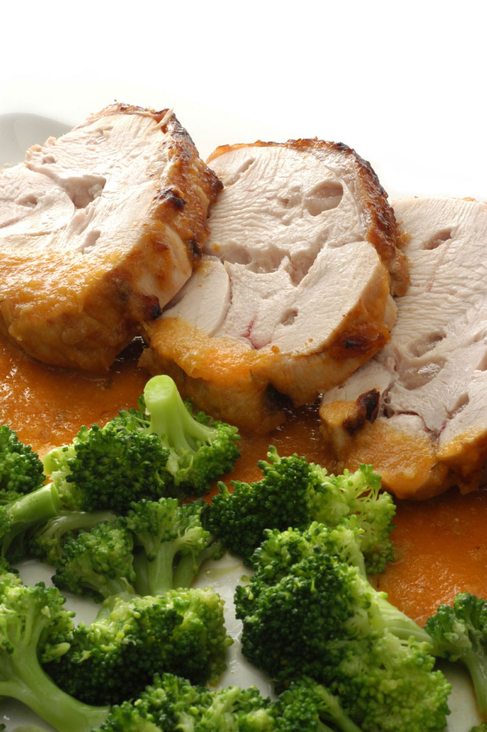 Pechuga de pavo mechada con tocino