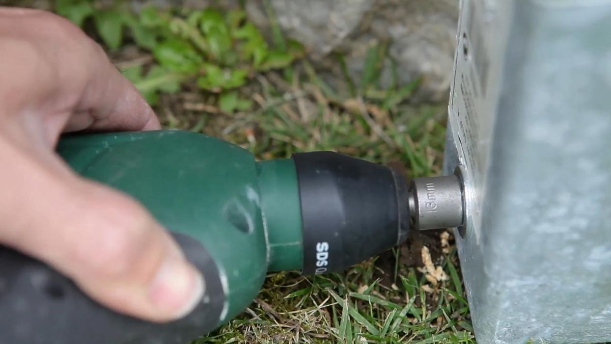 Soportes para bidones de agua paso 8