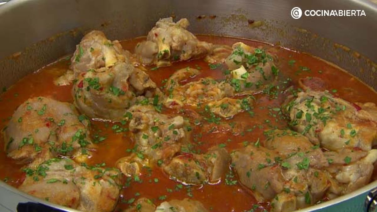 5745 1 Manitas de cerdo guisadas (1130) paso5