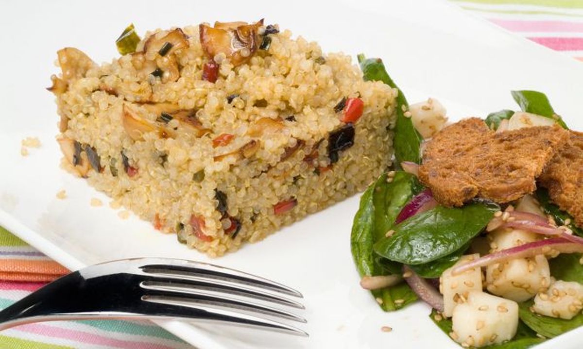 ensalada de quinoa y espinacas 668x400x80xX[1]