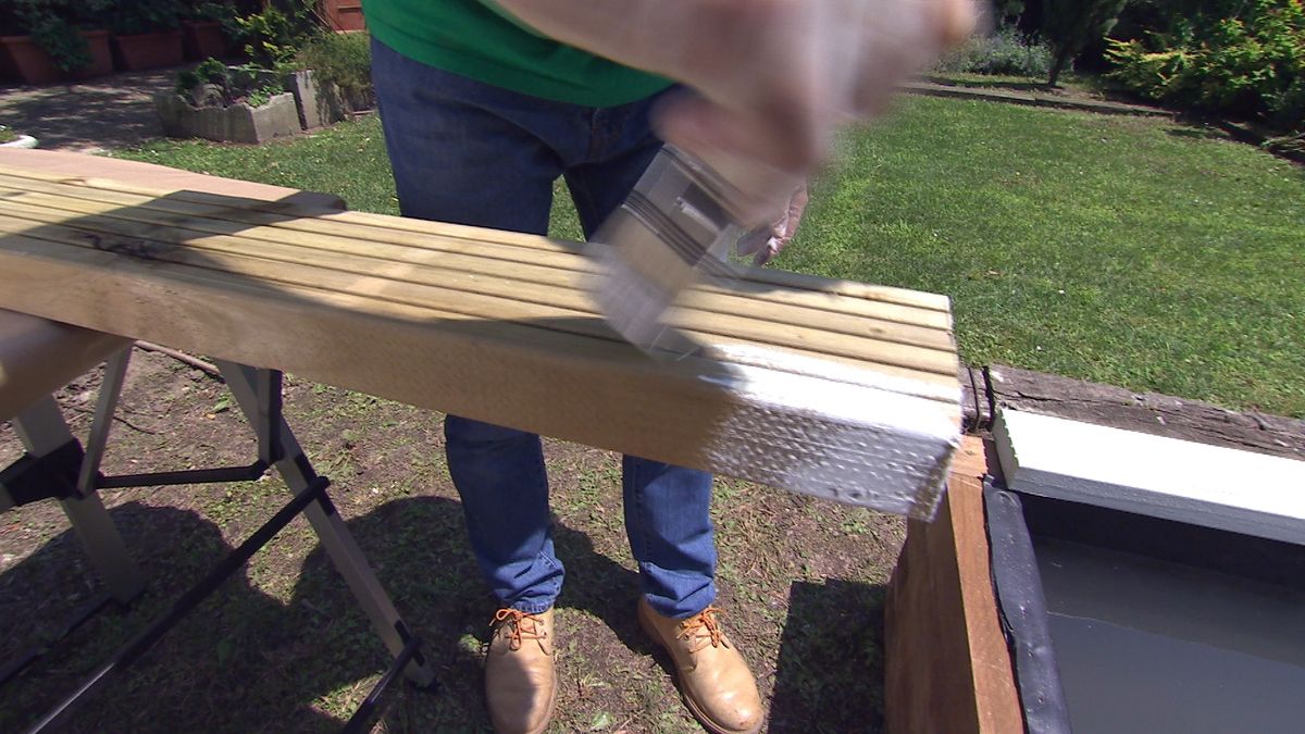 Estanque con traviesas paso 9