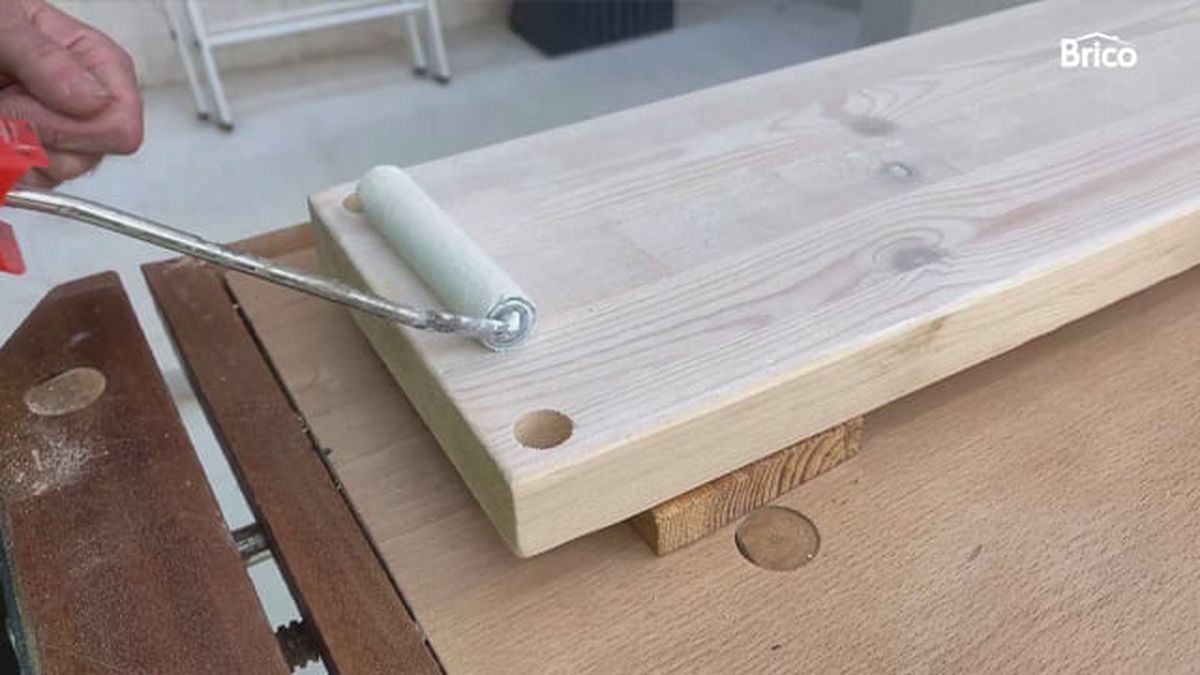 bricomania 21 estanteria colgante paso 13