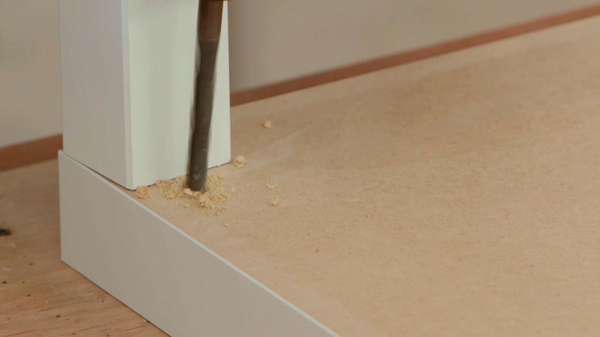 Cómo hacer una mesa de luz paso 4