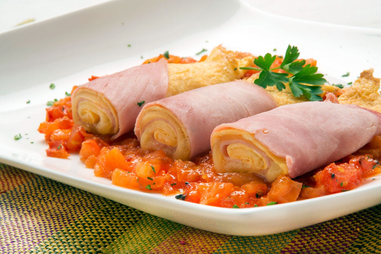 5370 Jamón relleno de tortilla y queso (754) xl