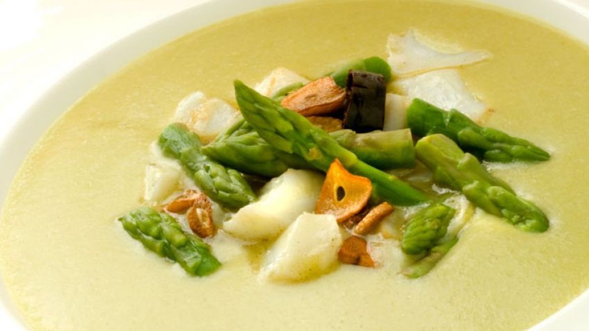 1218 crema de esparragos verdes con bacalao xl 848x477x80xX