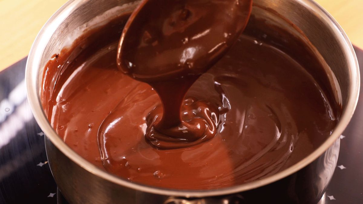 Pastel de galletas, chocolate y crema sin azúcar  paso 4