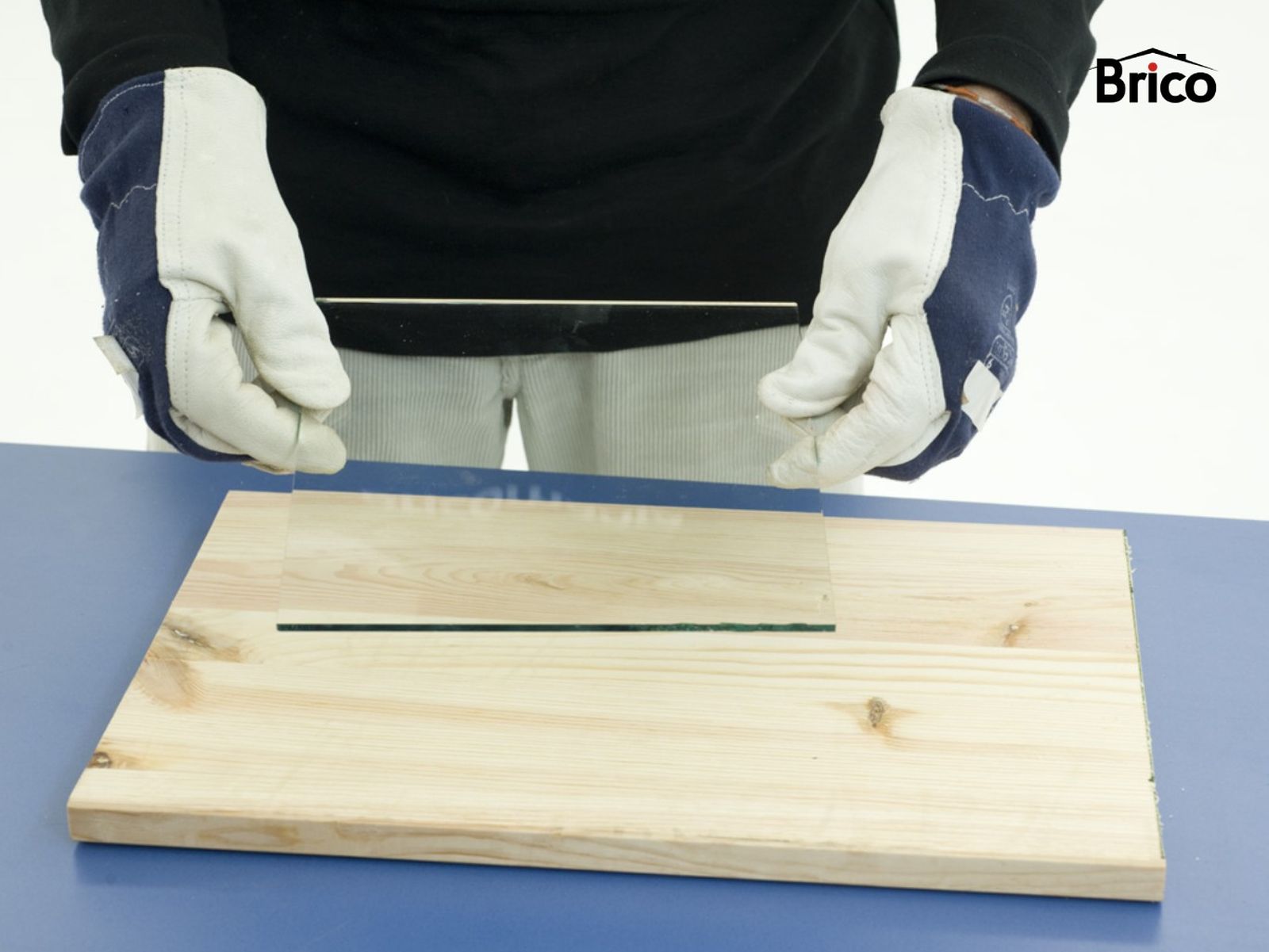 Colocar un mártir de madera