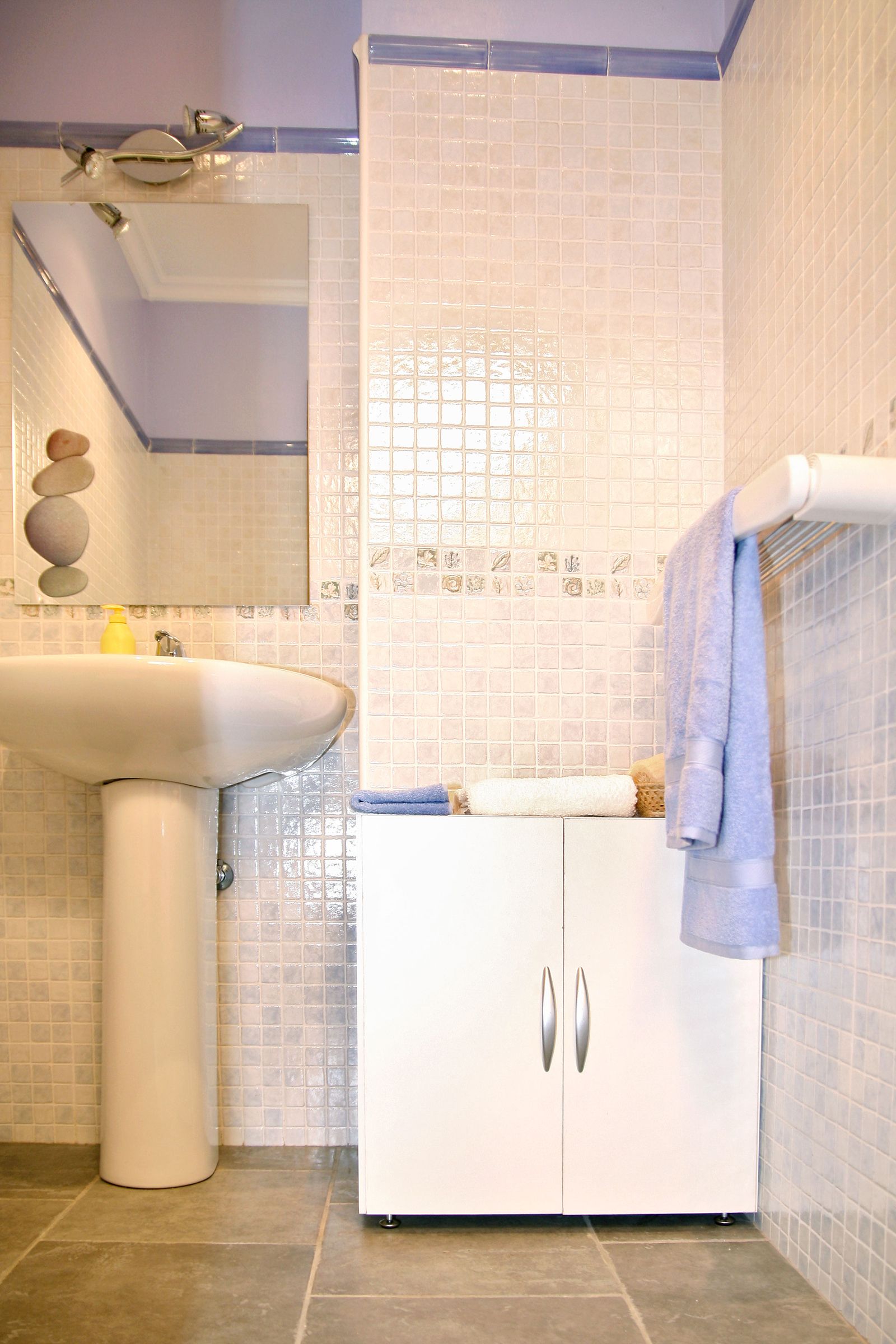 Colocación de pata roscada niveladora paso 7