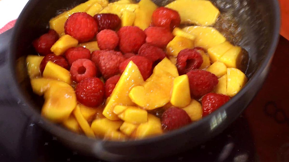 Receta de tarta fría de queso y melocotón  paso 4