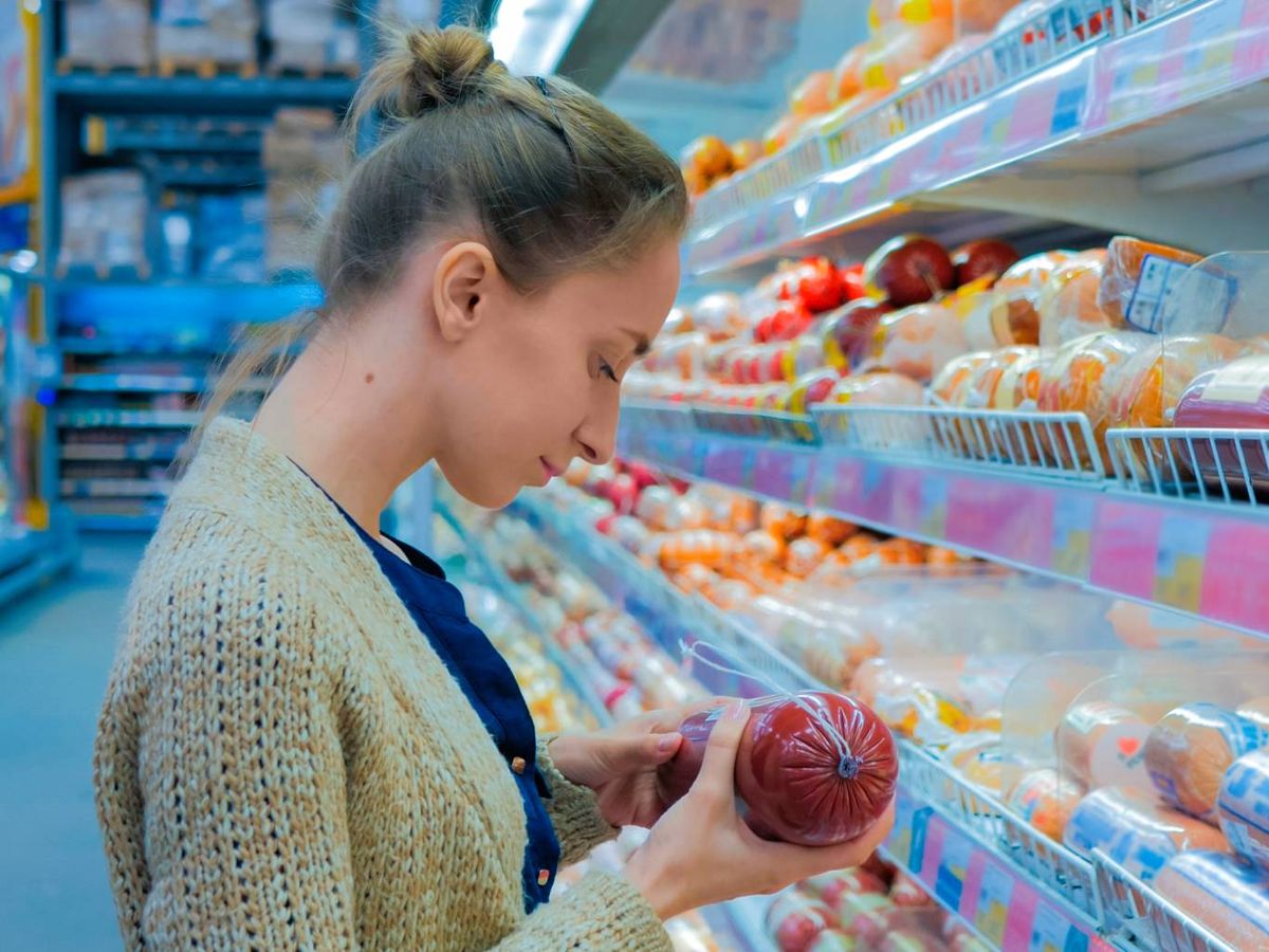 Muchos ingredientes y aditivos, señal de alerta de alimento ultraprocesado