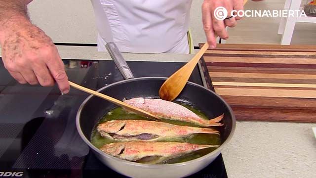 KARL6956 salmonetes cebolla p2