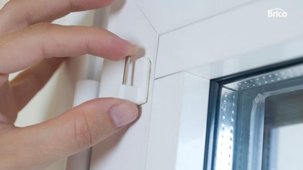 Bricomania 702 Colocar portavisillos p4