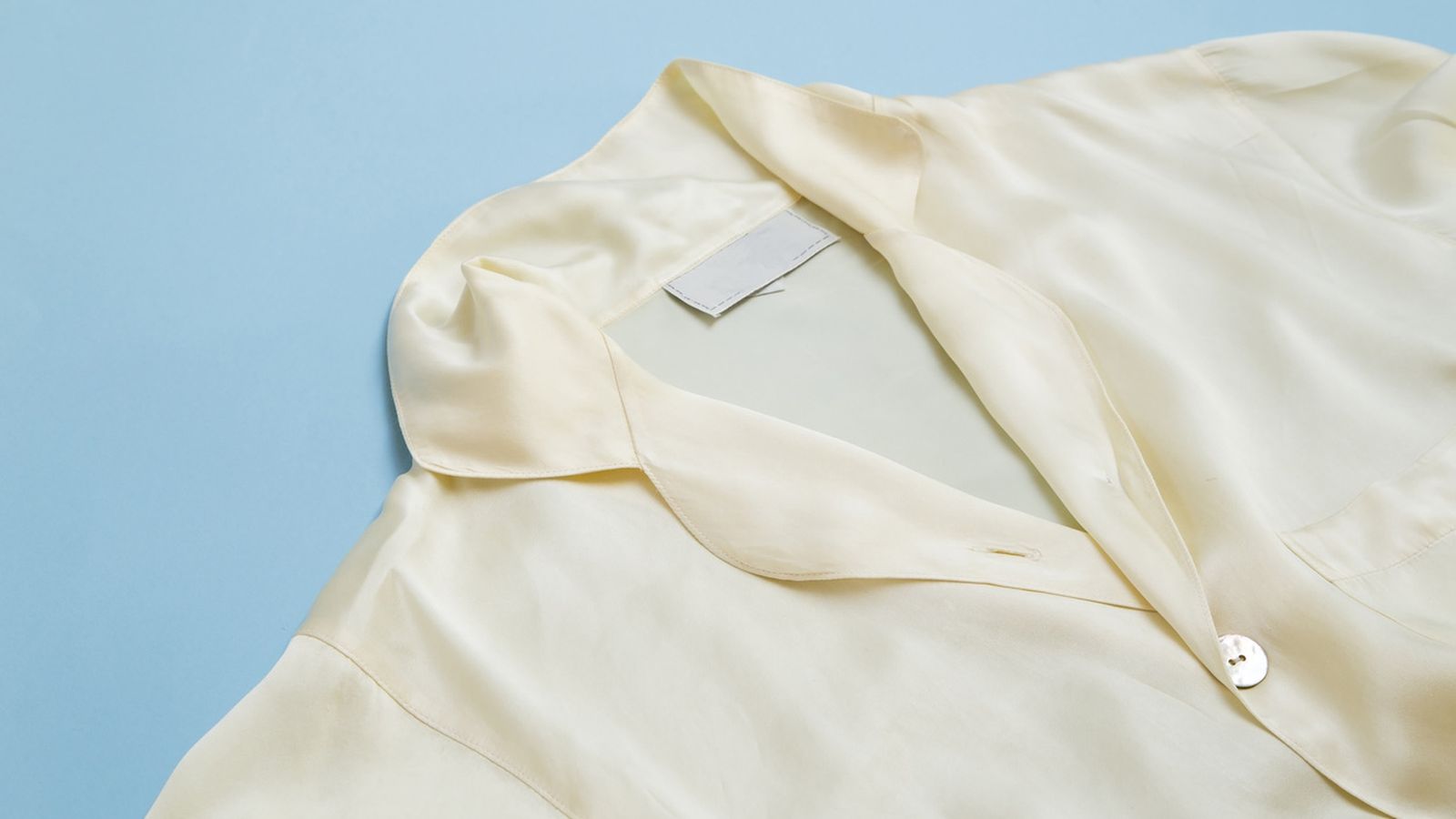 como lavar prendas de seda