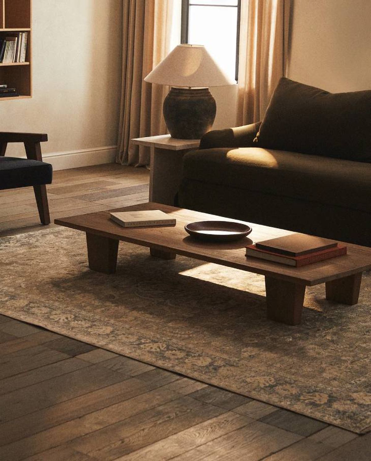 alfombra efecto vintage zara home