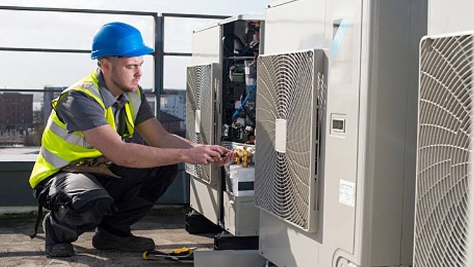 mantenimiento de equipos de aerotermia