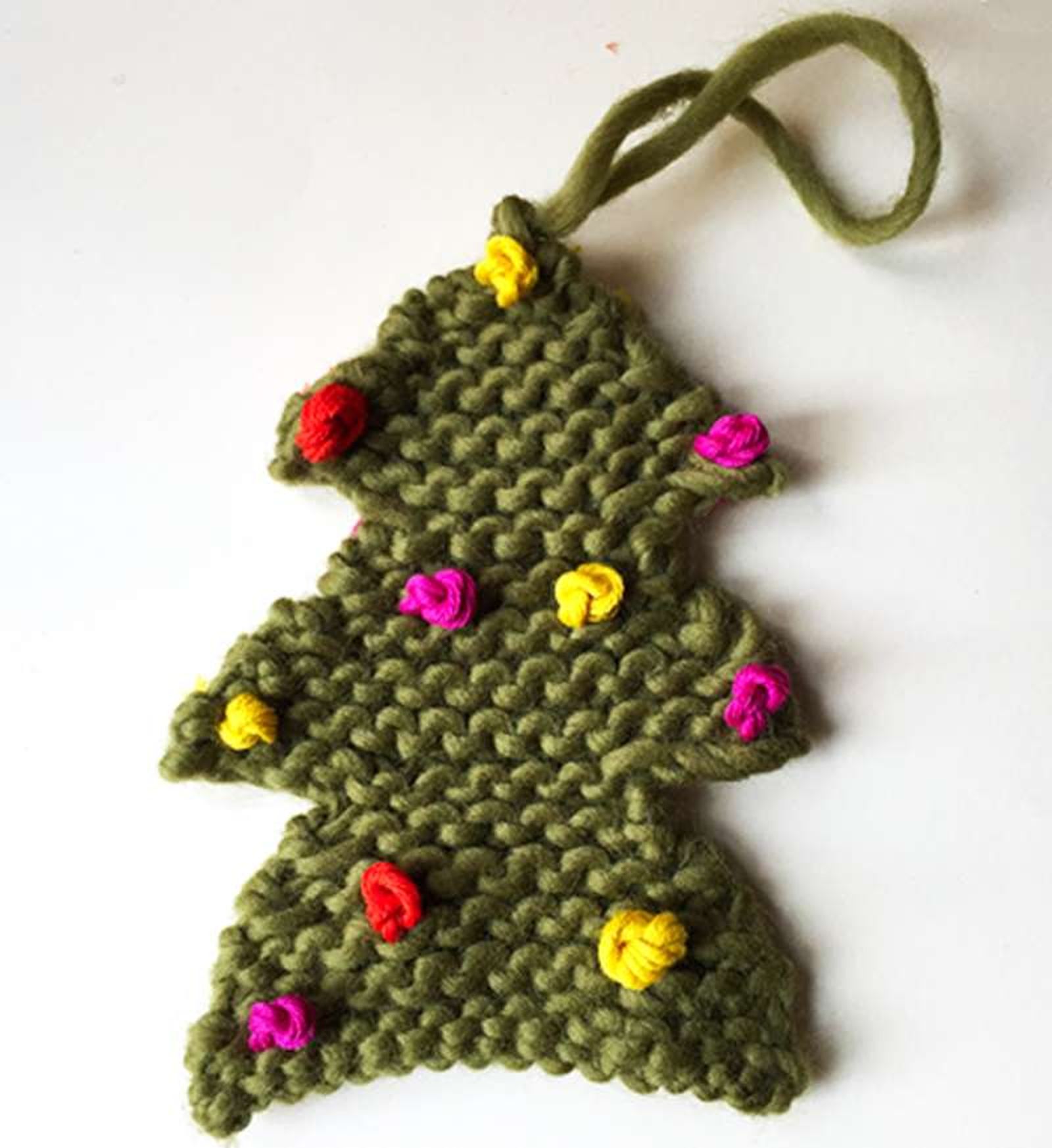 Mini árbol de Navidad de lana.