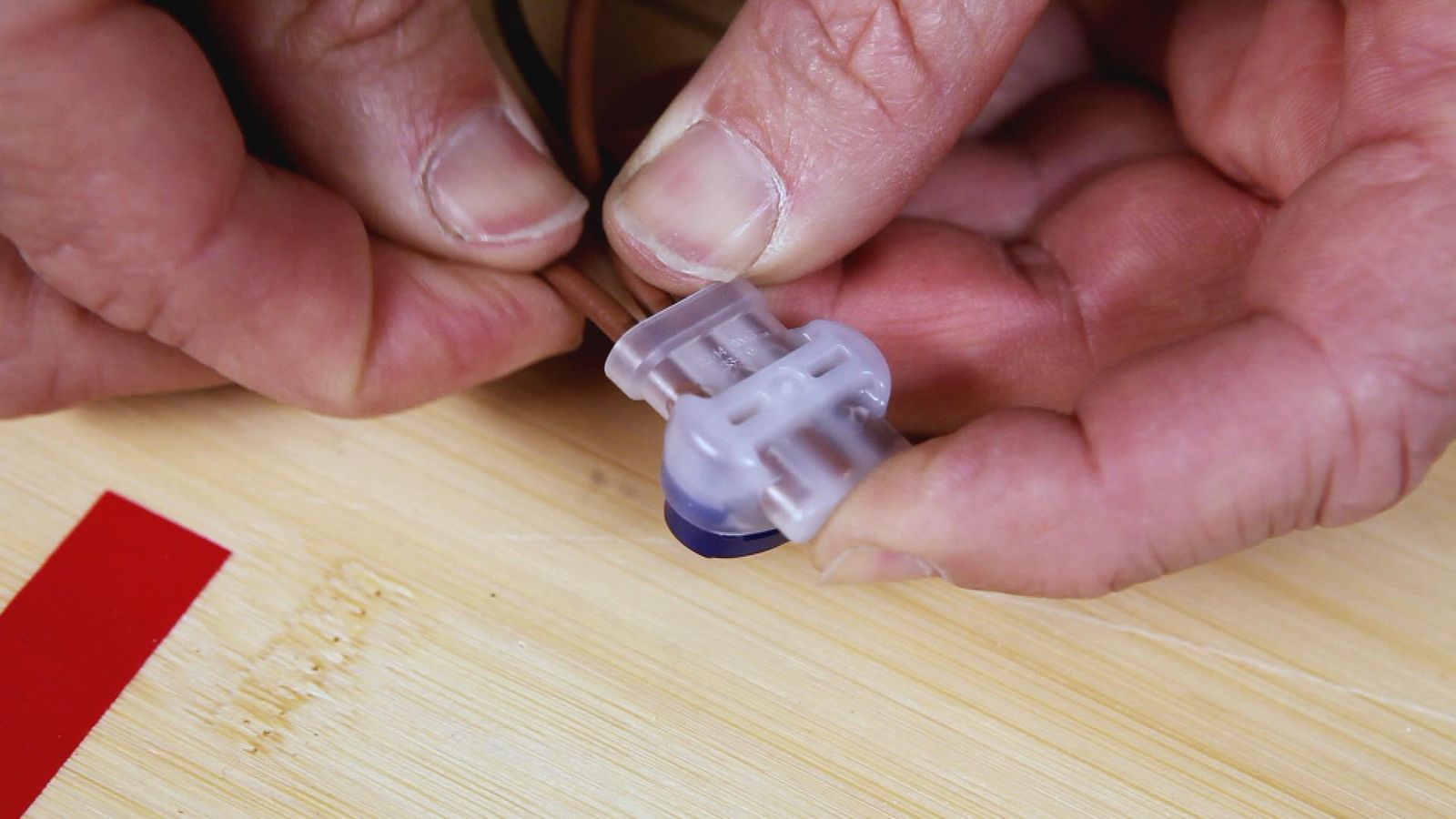 Conectores eléctricos estancos paso 2