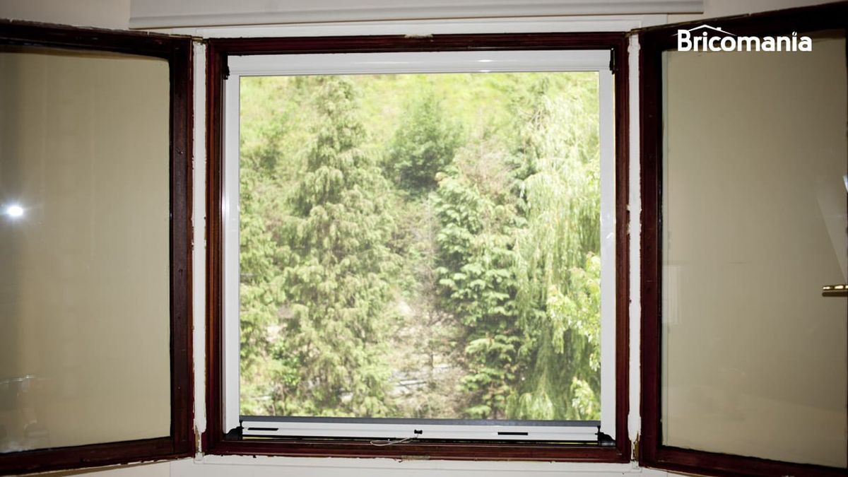 instalar mosquitera enrollable xl