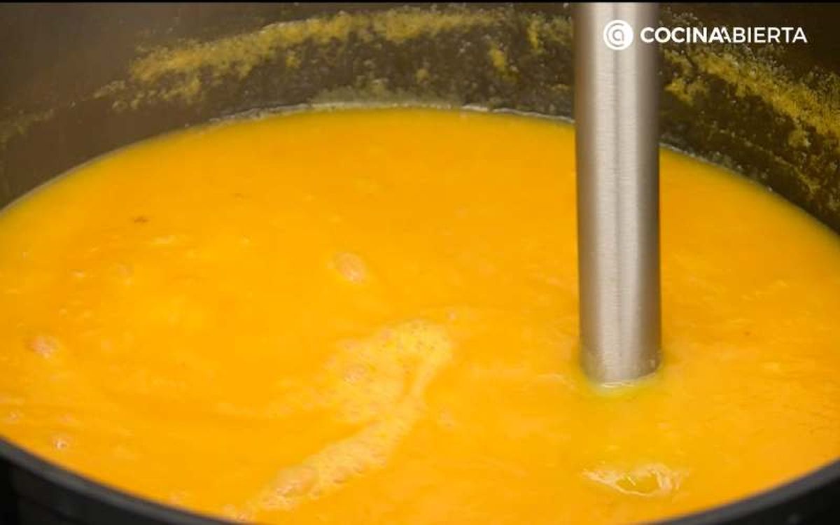 Tritura los ingredientes