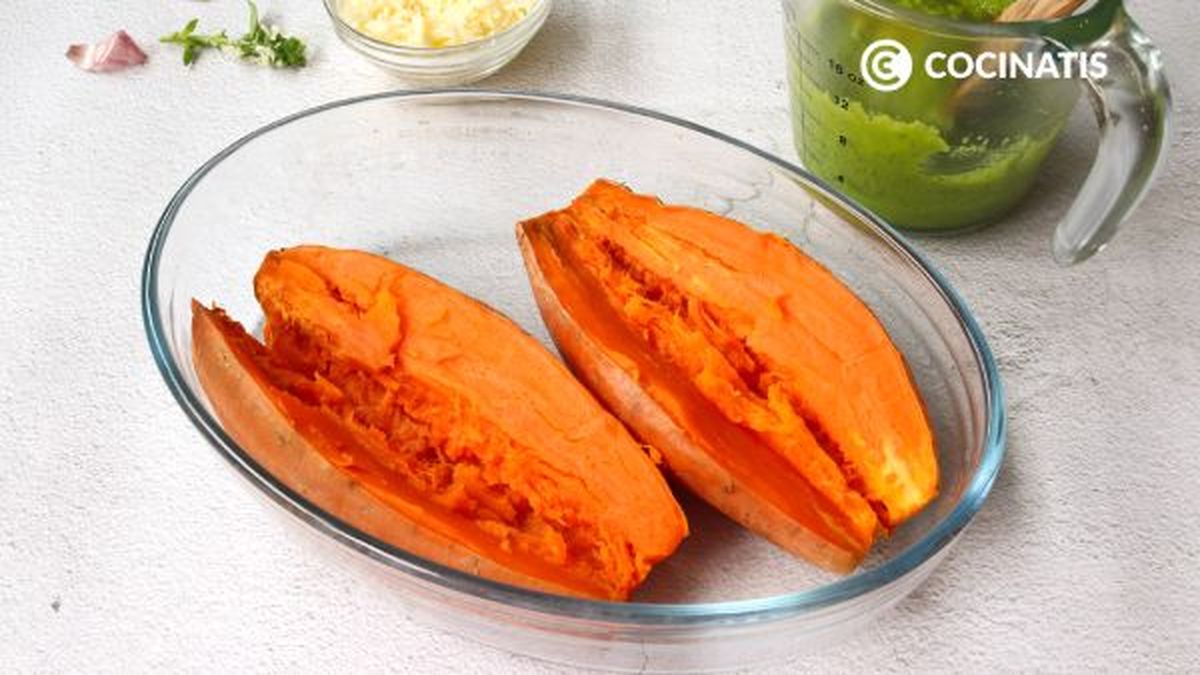 receta boniatos asados rellenos de pesto paso 3