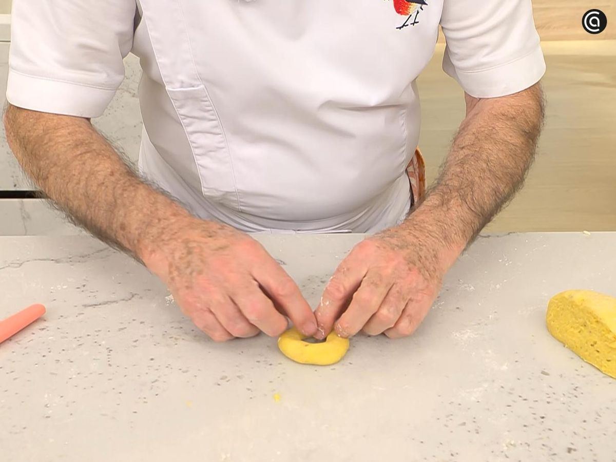 Dale forma las rosquillas