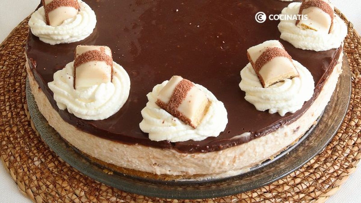Tarta de Kinder Bueno casera