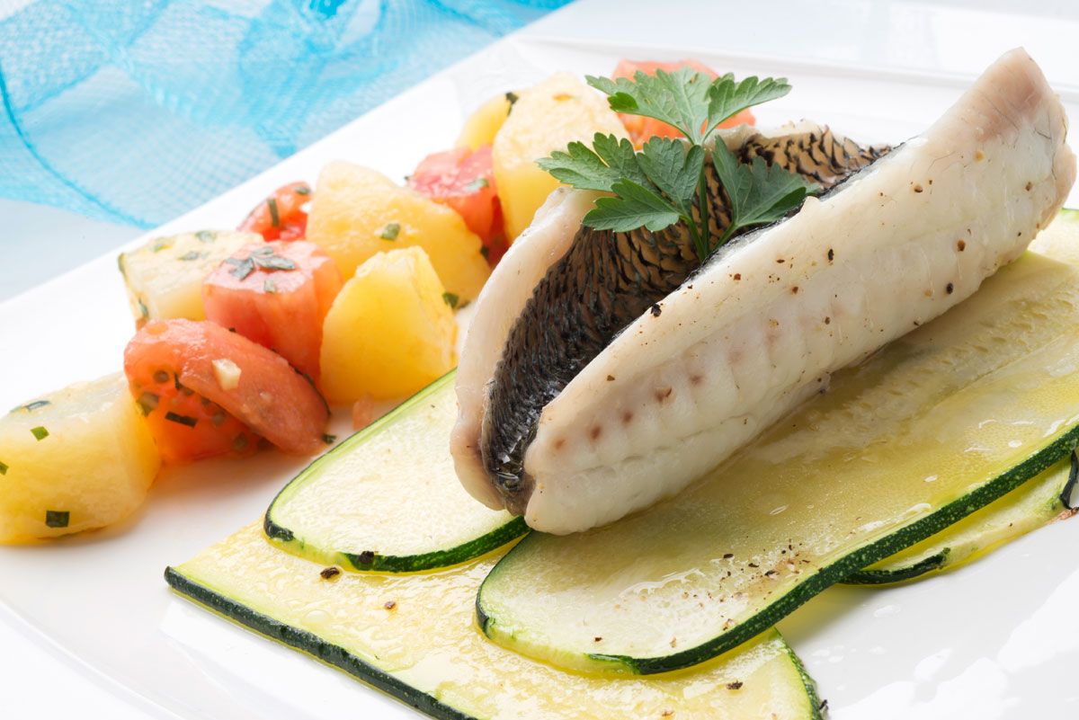 5264 Sargo al horno con patatas atomatadas (649) xl