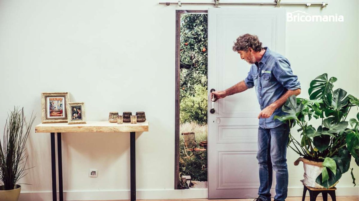 Puerta corredera casera realizada por Kristian Pielhoff