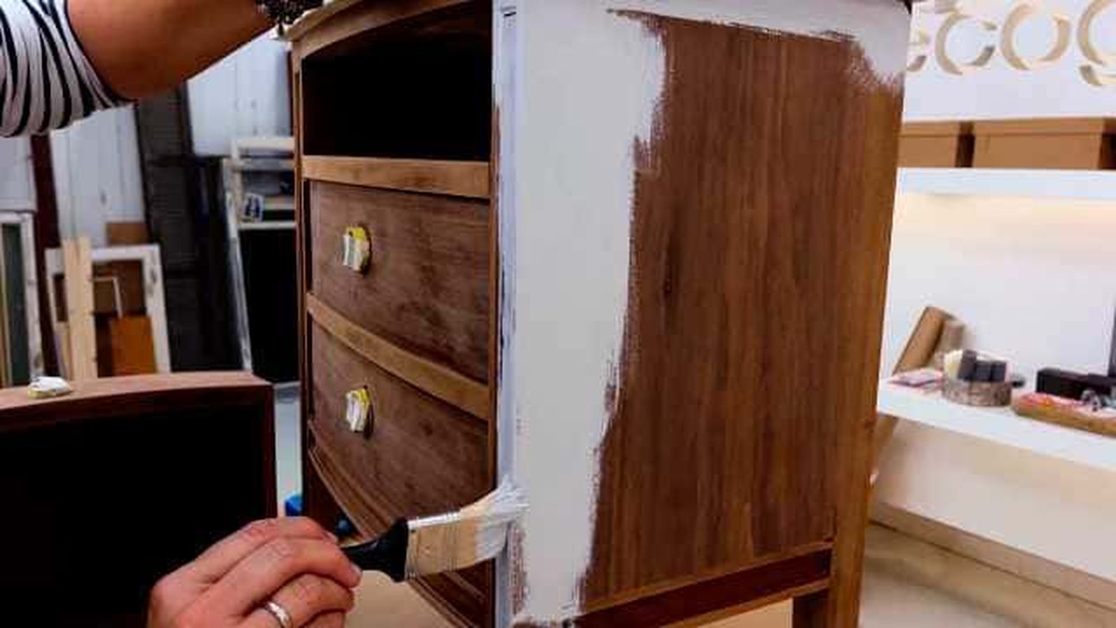 como pintar un mueble vintage 4