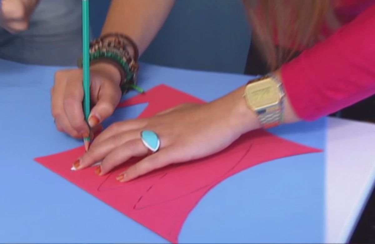 Decorar habitación surfera paso 5