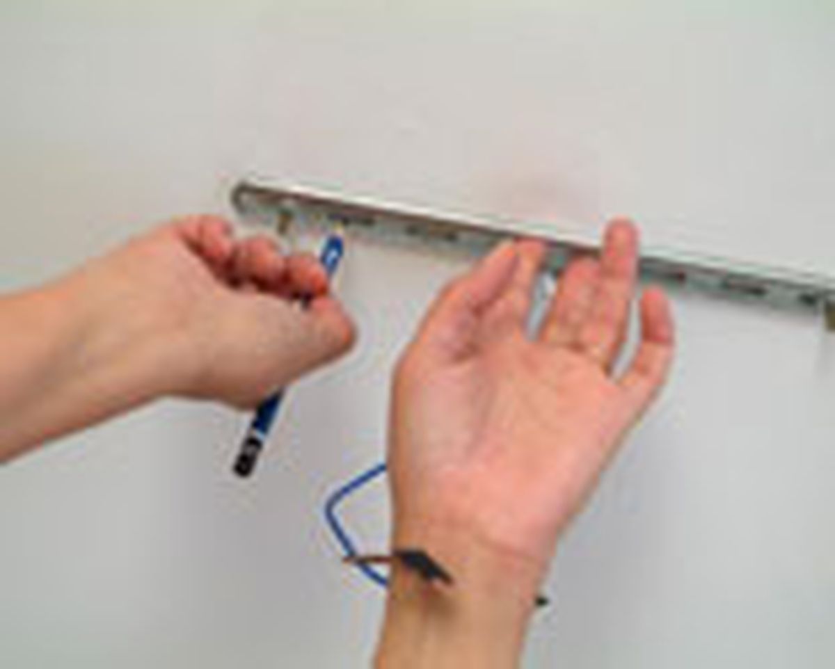 briconsejo_0460 2 Instalacion lampara techo paso 3