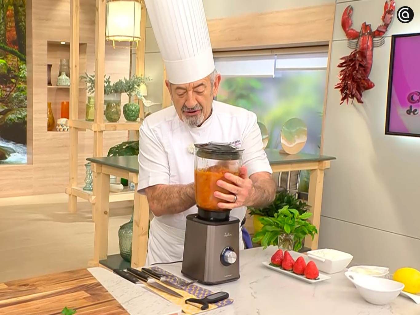 Tritura la salsa de tomate