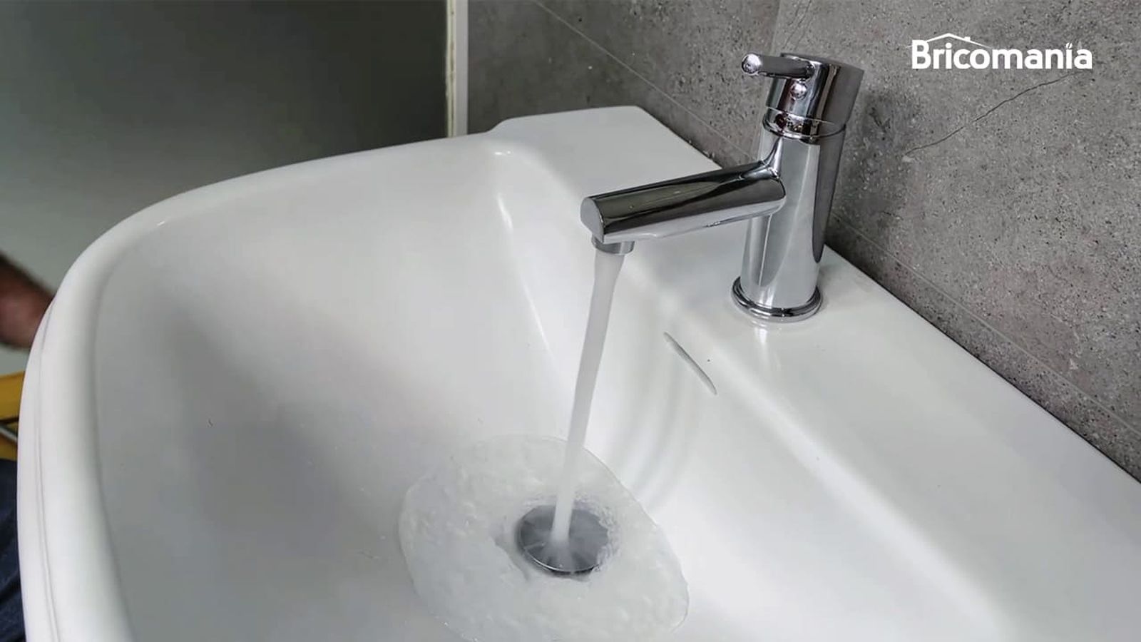 Bricomania 016 como cambiar grifo de lavabo