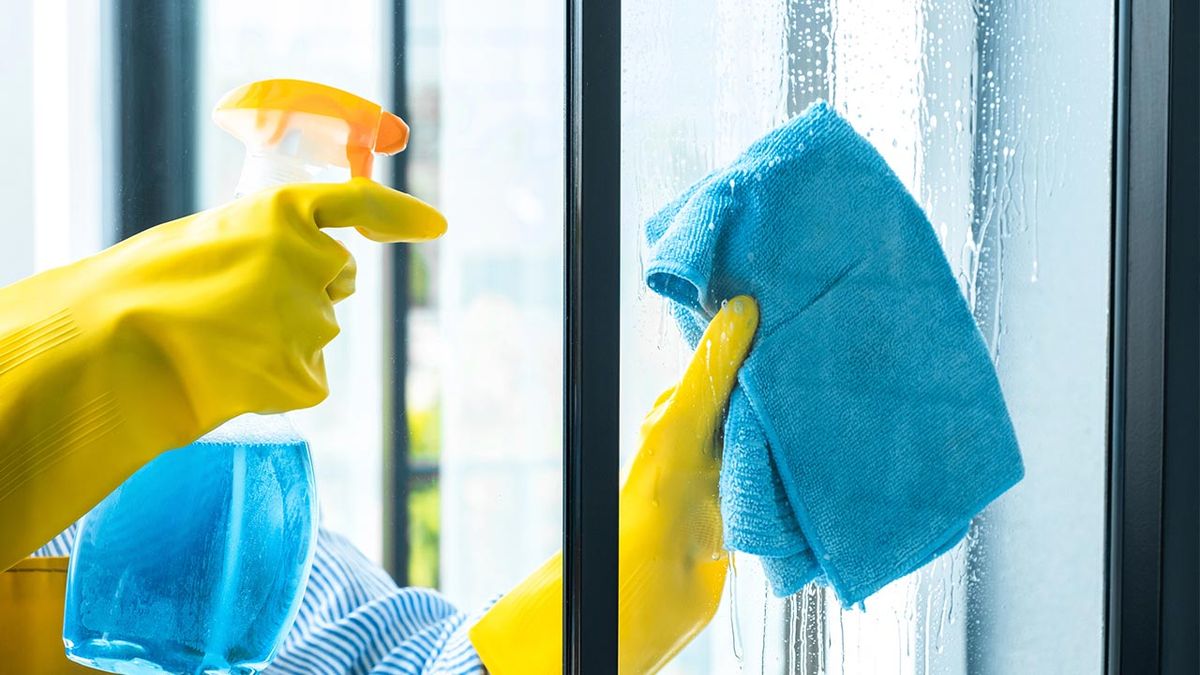 como limpiar vidrios con amoniaco vinagre jabon trucos caseros