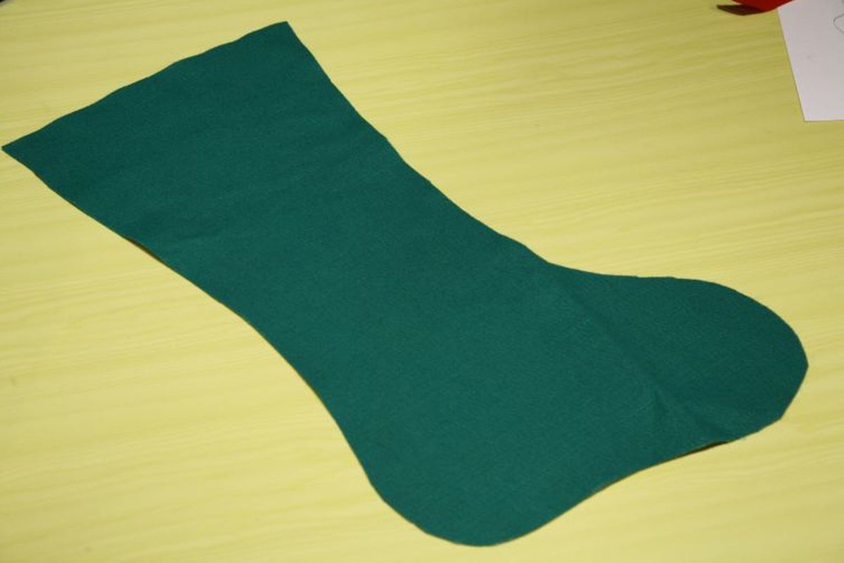 Calcetín de Navidad de fieltro paso 2