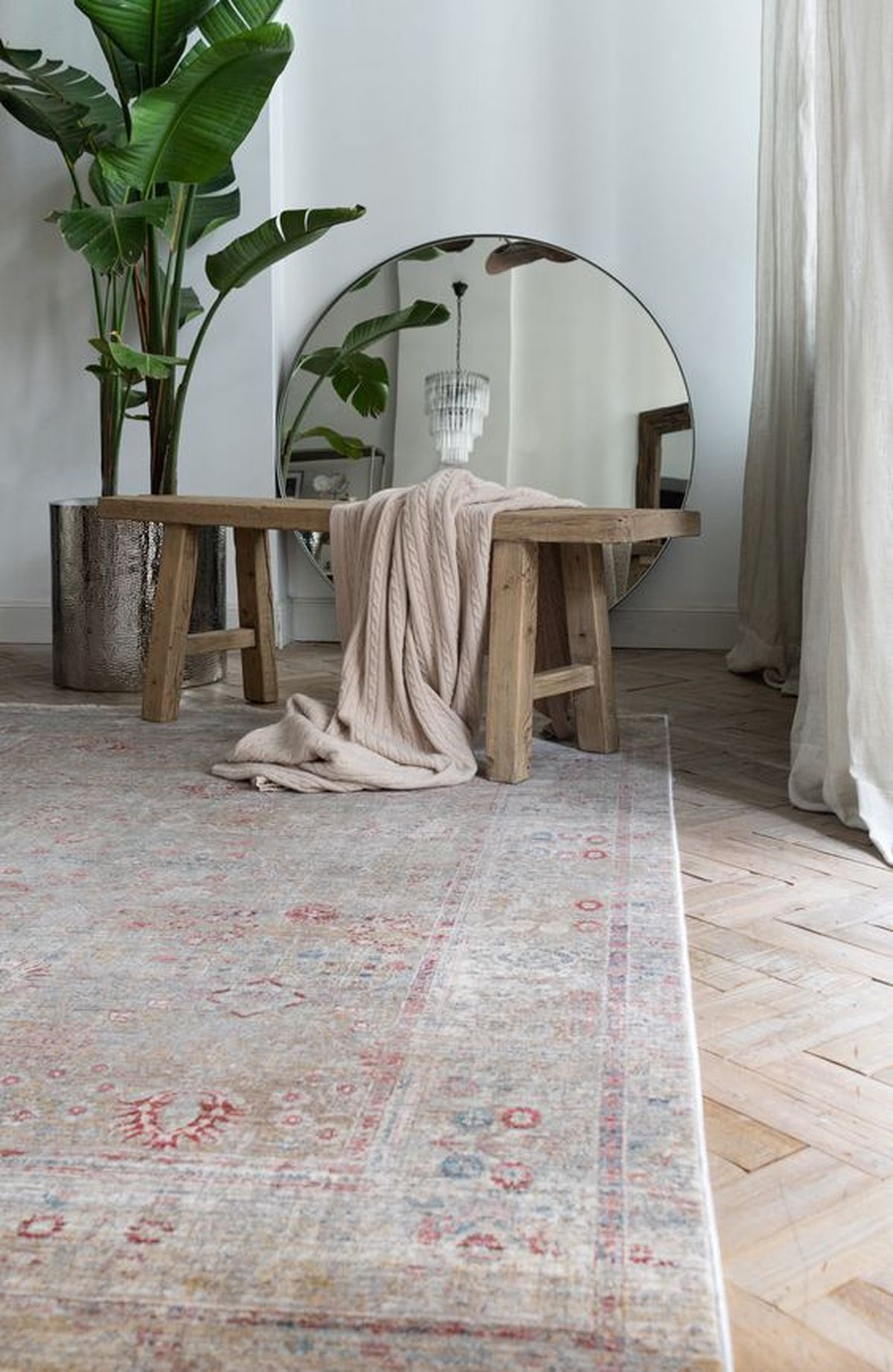 salon alfombra desgastada 16