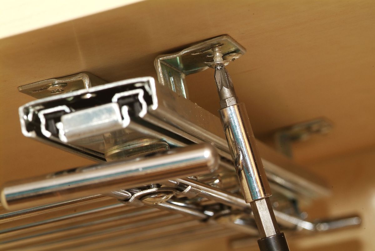 briconsejo2_0440 colocar pantalonero paso 3