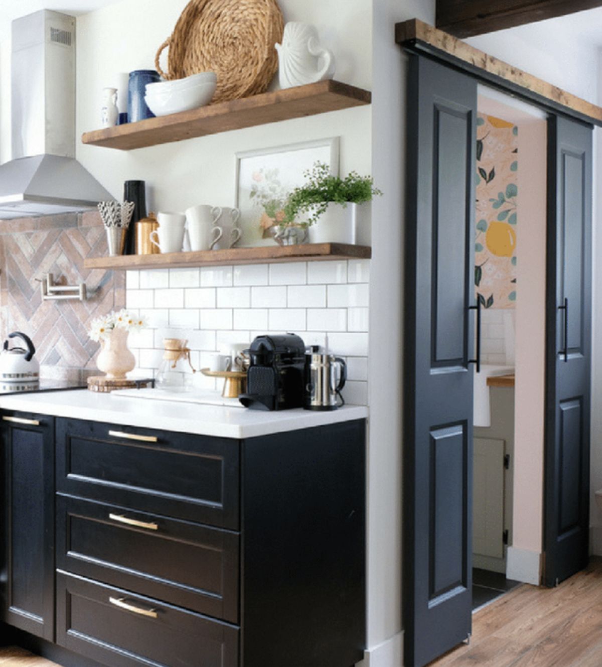 Puertas correderas sin obras grandes aliadas para optimizar el espacio en casa 5