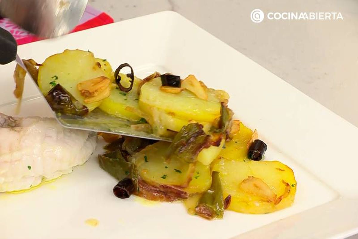 Elaboración de patatas panadera, la receta de Karlos Arguiñano - Paso 4