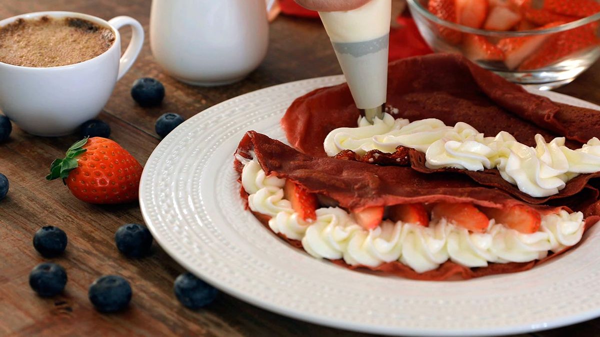Receta de crepes red velvet para San Valentín  paso 6
