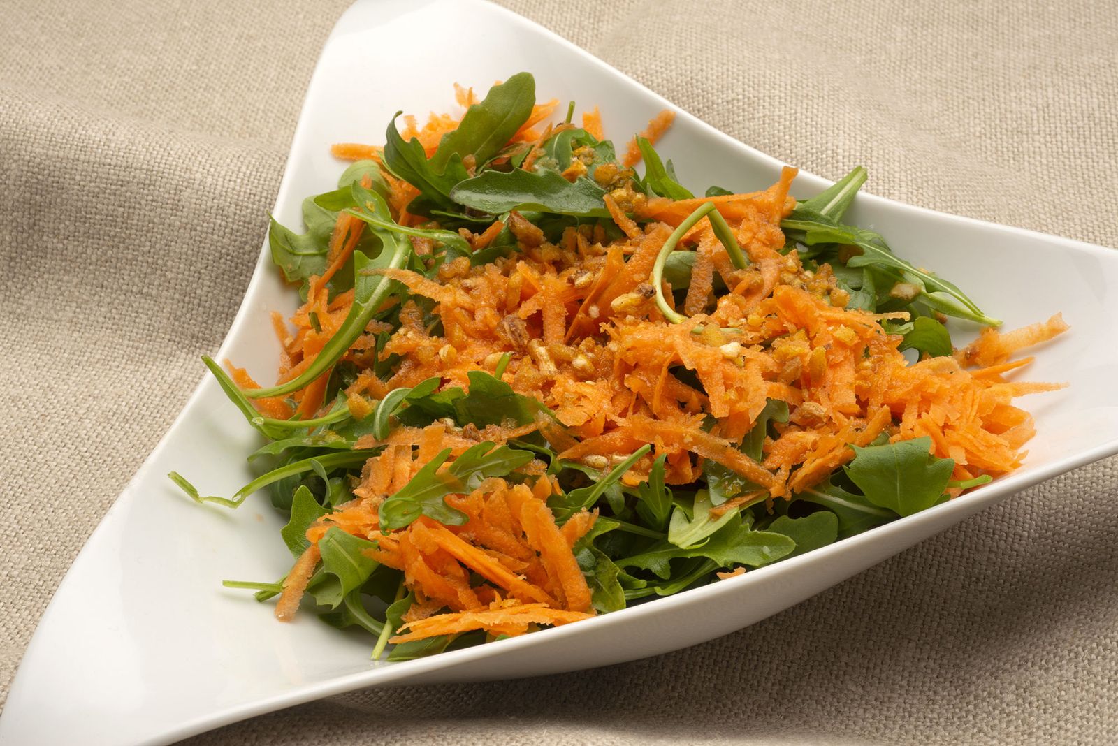 6181 2 Ensalada de rucula, zanahoria y maiz xl