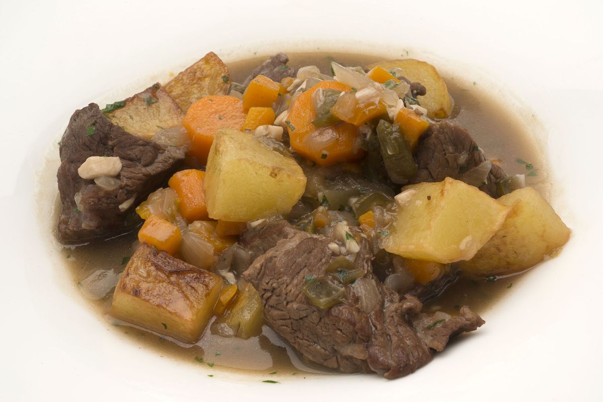 5866 1 Carne guisada con patatas (1251) xl